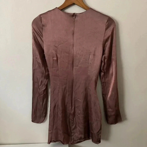 SHONA JOY Lily Long Sleeve Ruched Mini Dress Clove S / XS - Picture 10 of 12